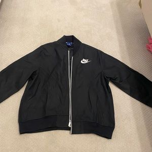 Womens Nike windbreaker jacket
